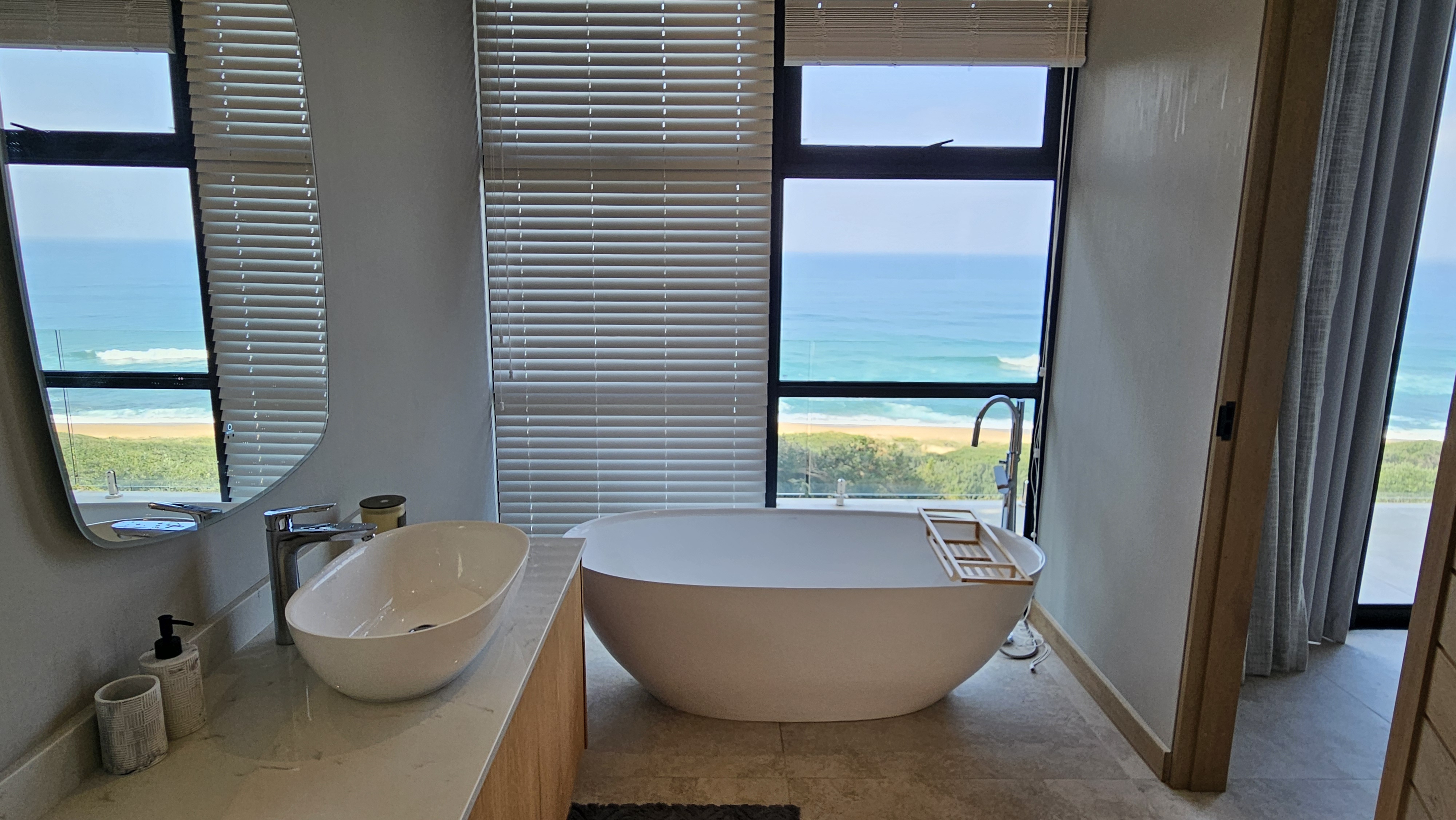 16 Milkwood, Ballito, Zimbali, South Africa 4439, 6 Bedrooms Bedrooms, ,6 BathroomsBathrooms,Holiday Homes,Milkwood,1215