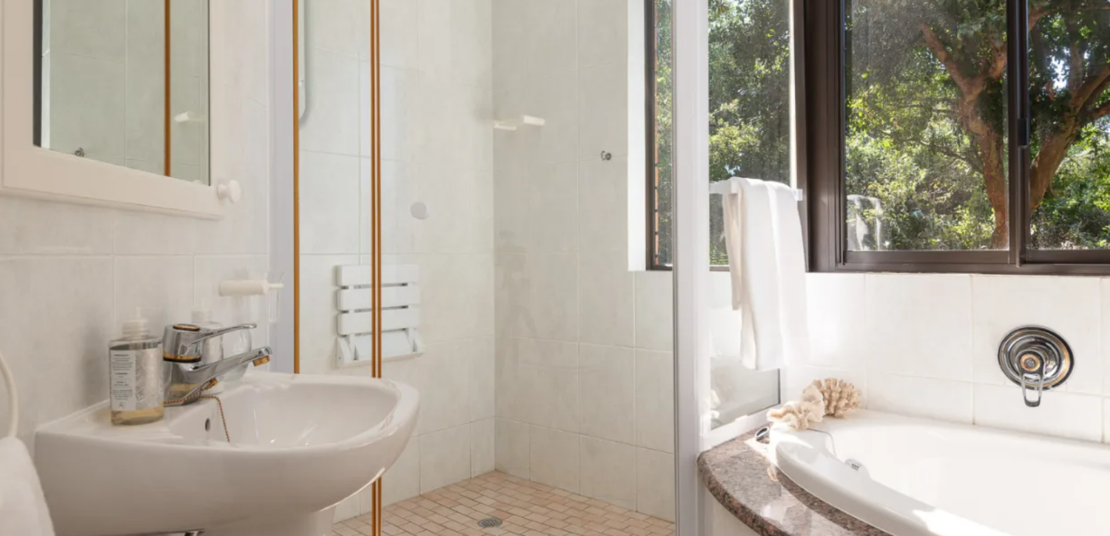 3 Ihlati, Ballito, Zimbali, South Africa 4439, 5 Bedrooms Bedrooms, ,4 BathroomsBathrooms,Holiday Homes,Ihlati,1222
