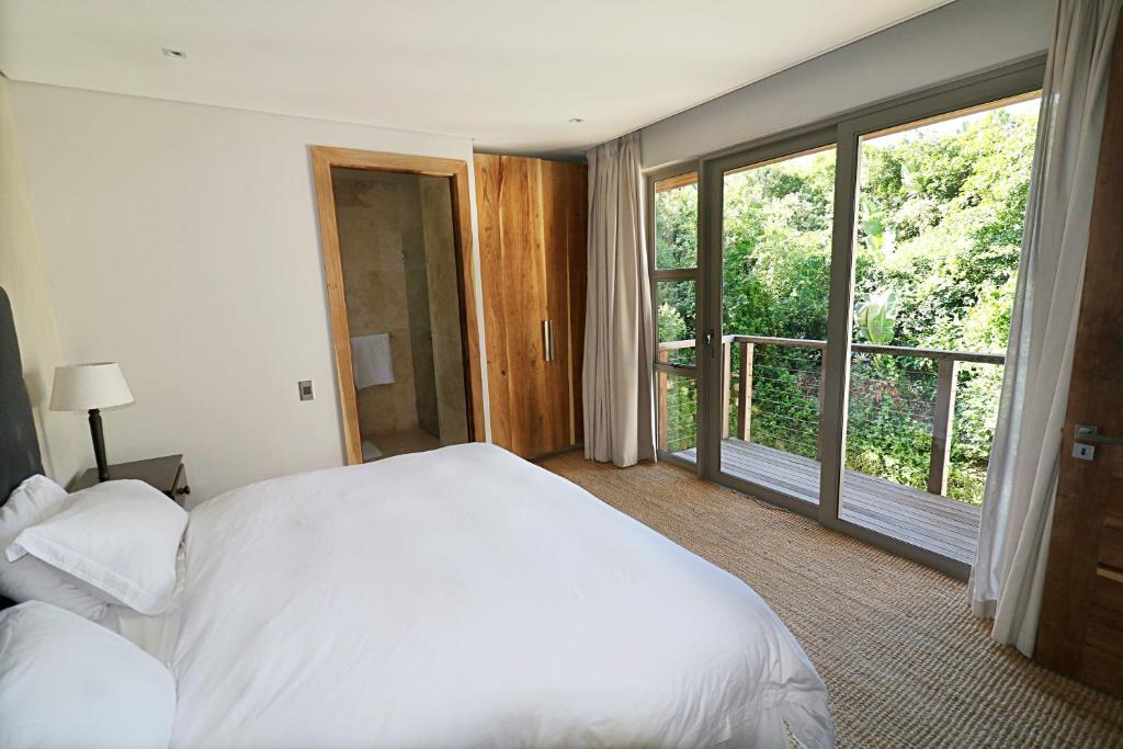 31 Milkwood Drive, Ballito, Zimbali, South Africa 4399, 4 Bedrooms Bedrooms, ,5 BathroomsBathrooms,Holiday Homes,Milkwood Drive,1022