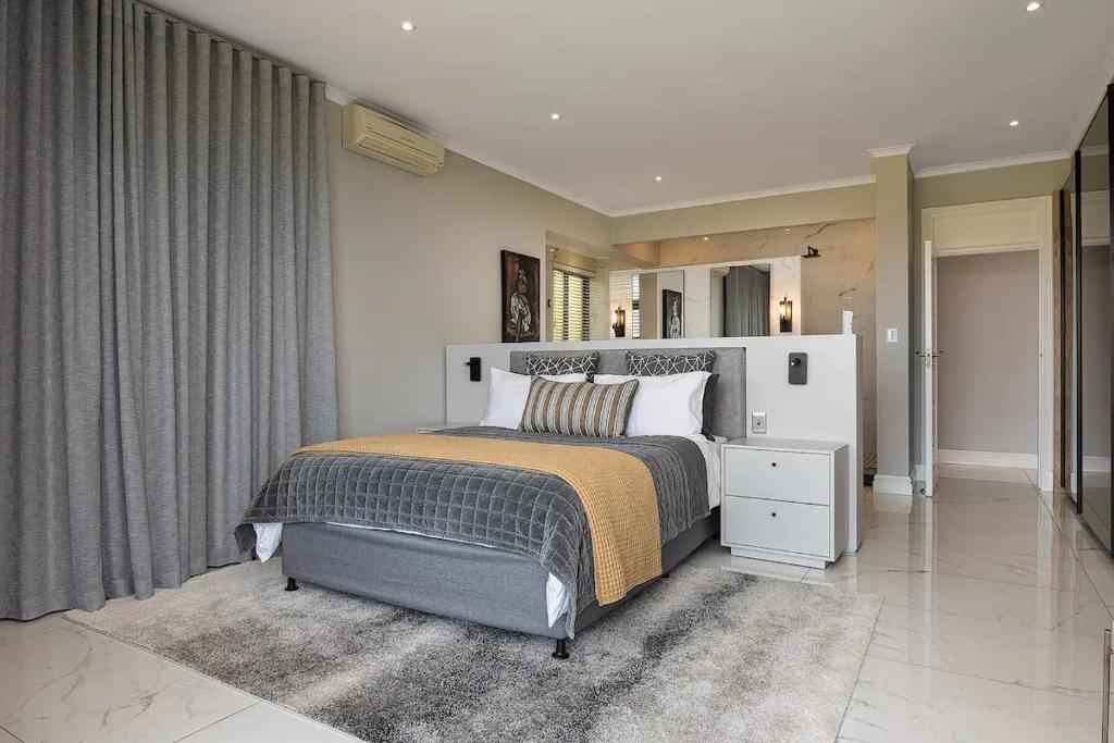 16 Brittlewood Close, Ballito, Zimbali, South Africa 4399, 5 Bedrooms Bedrooms, ,5 BathroomsBathrooms,Holiday Homes,Brittlewood Close,1055