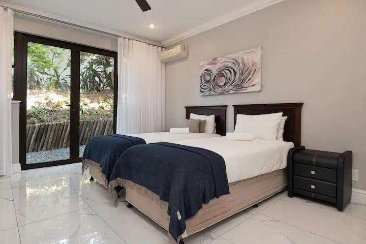 16 Brittlewood Close, Ballito, Zimbali, South Africa 4399, 5 Bedrooms Bedrooms, ,5 BathroomsBathrooms,Holiday Homes,Brittlewood Close,1055