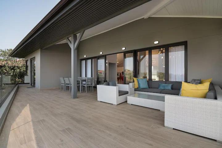 16 Brittlewood Close, Ballito, Zimbali, South Africa 4399, 5 Bedrooms Bedrooms, ,5 BathroomsBathrooms,Holiday Homes,Brittlewood Close,1055